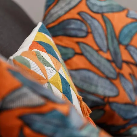 One-bedroom In Conditioning House *