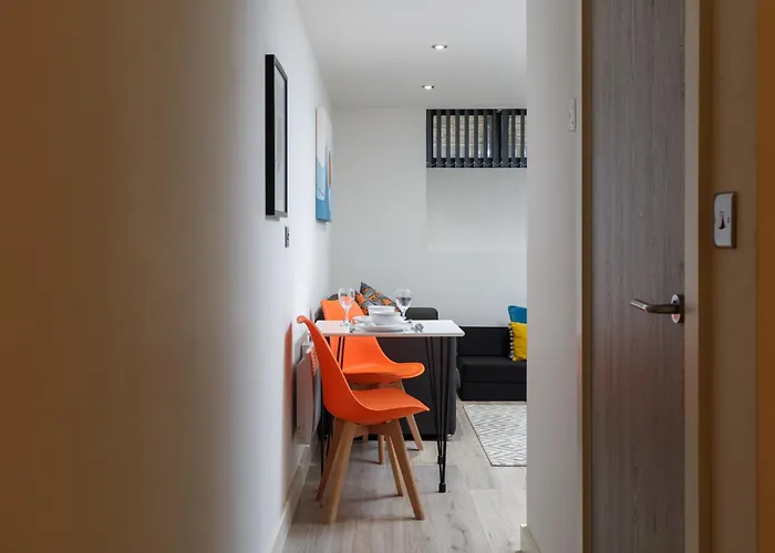 One-bedroom In Conditioning House Apartment *